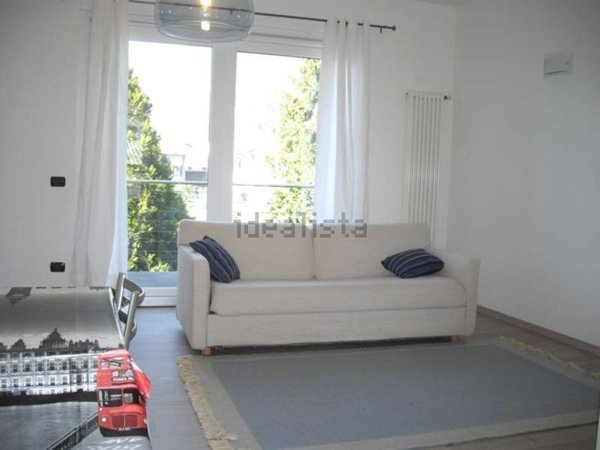 appartamento in affitto a Domaso