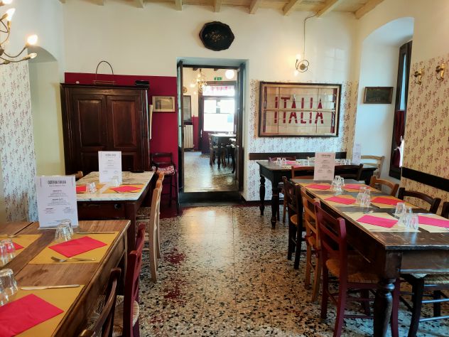 negozio in affitto ad Erba