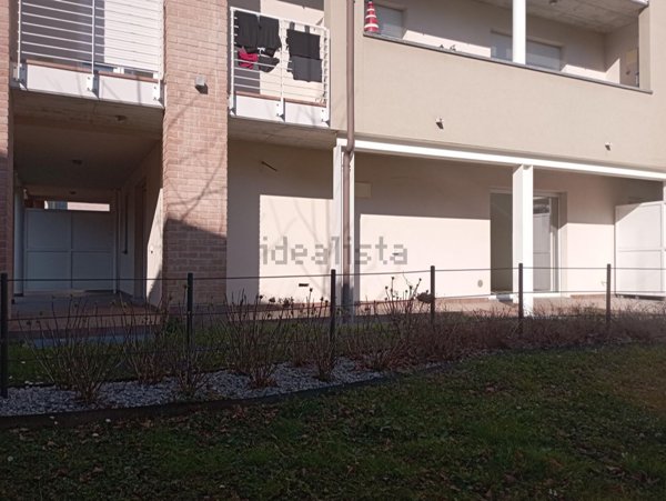 appartamento in affitto ad Erba