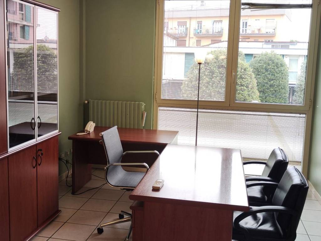 appartamento in affitto ad Erba