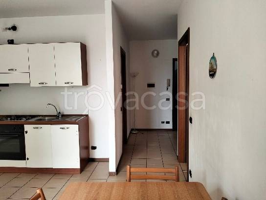 appartamento in affitto ad Erba