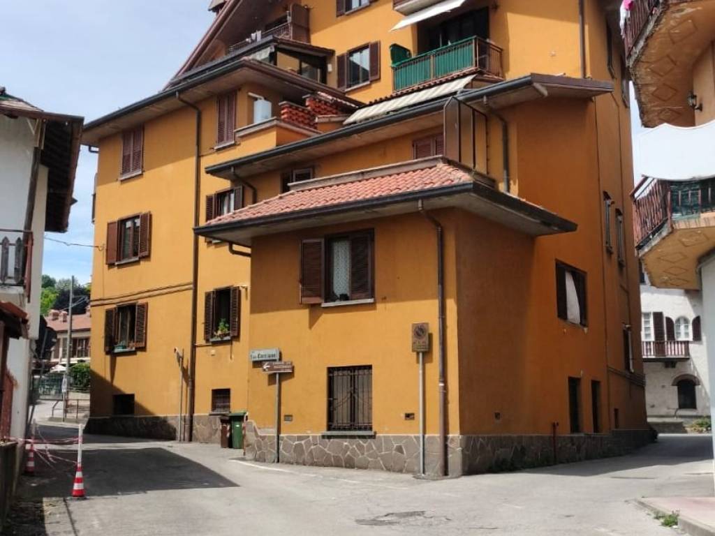 appartamento in affitto ad Erba