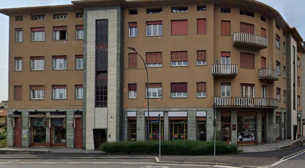 appartamento in affitto ad Erba