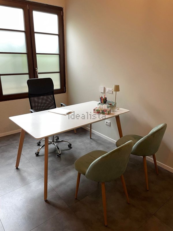 ufficio in affitto ad Erba