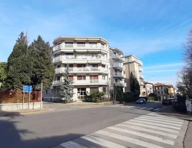 ufficio in affitto ad Erba