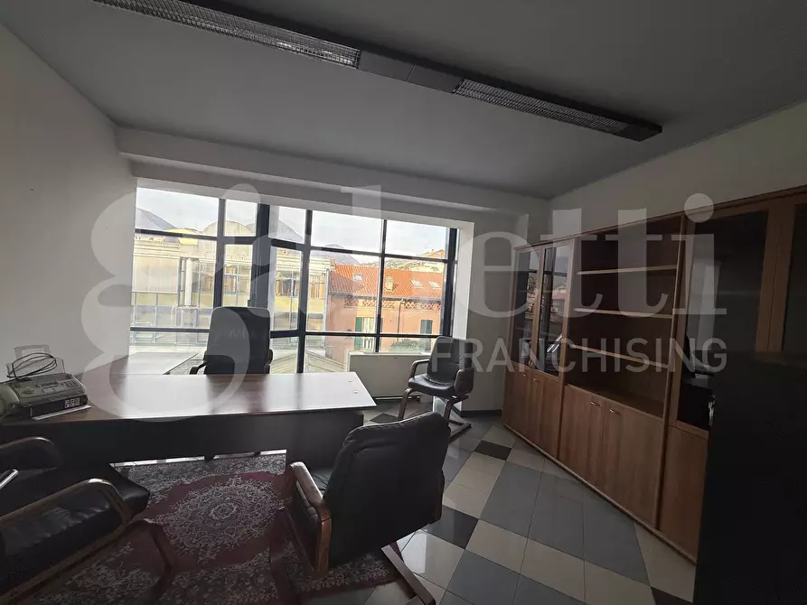 ufficio in affitto ad Erba