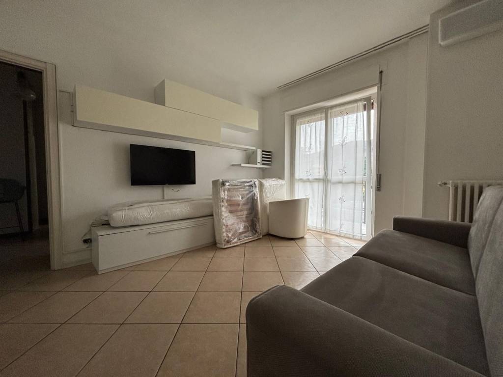 appartamento in affitto ad Erba