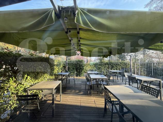 negozio in affitto ad Erba