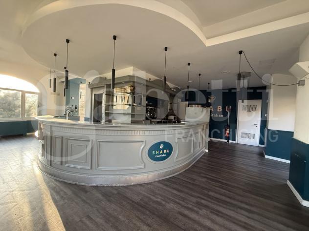 negozio in affitto ad Erba