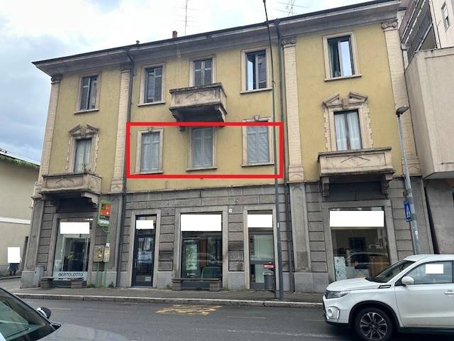 appartamento in affitto ad Erba