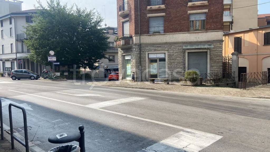 appartamento in affitto ad Erba