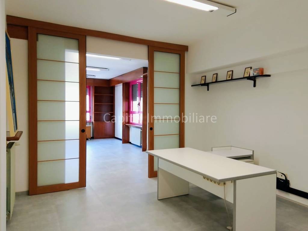 ufficio in affitto ad Erba