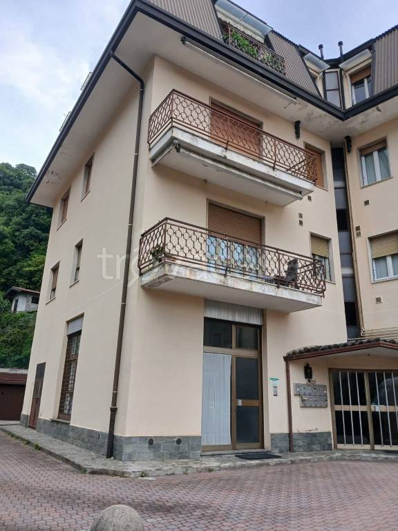 appartamento in affitto ad Erba