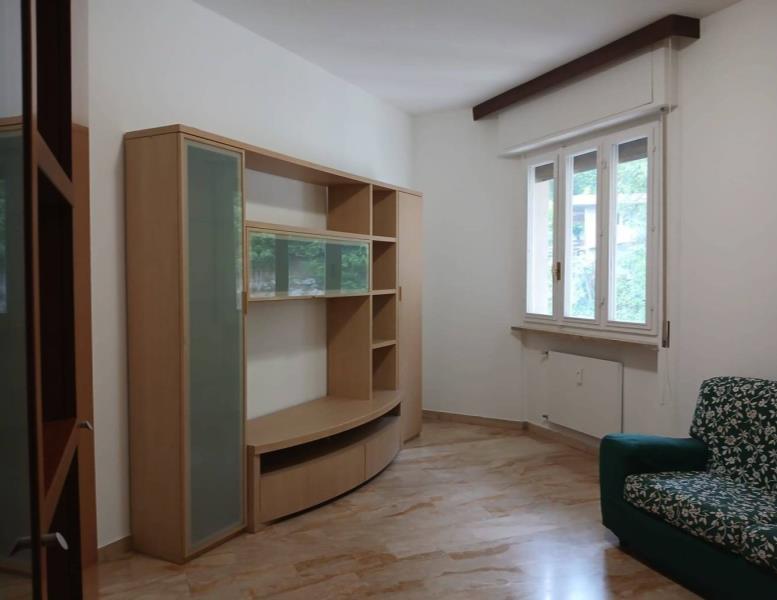 appartamento in affitto ad Erba