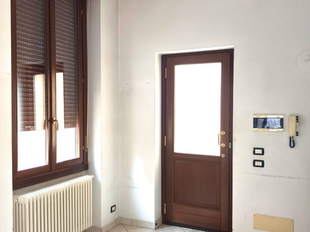 ufficio in affitto ad Erba