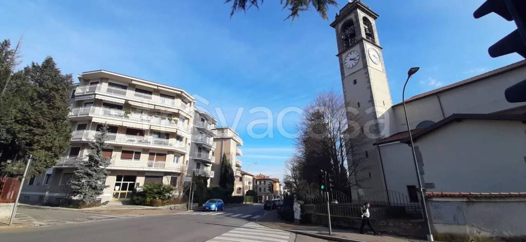 ufficio in affitto ad Erba