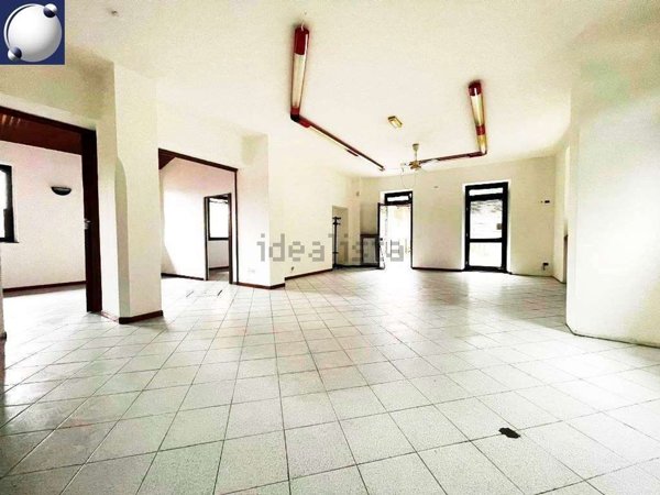 ufficio in affitto ad Eupilio