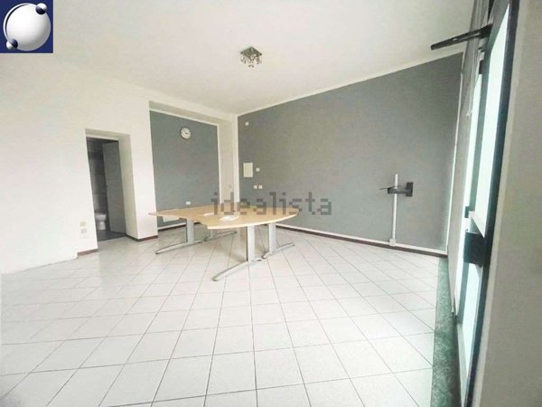 ufficio in affitto ad Eupilio