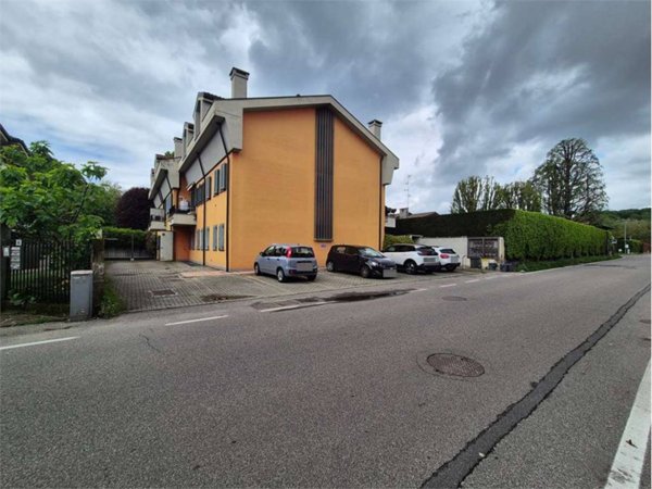 appartamento in affitto a Fino Mornasco