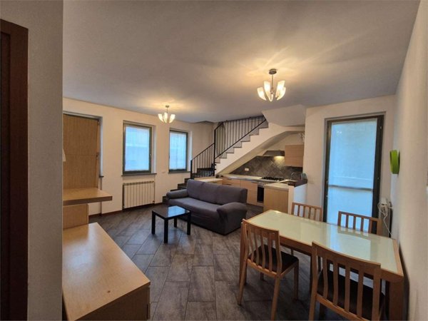 appartamento in affitto a Fino Mornasco