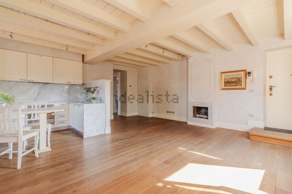 appartamento in affitto a Fino Mornasco