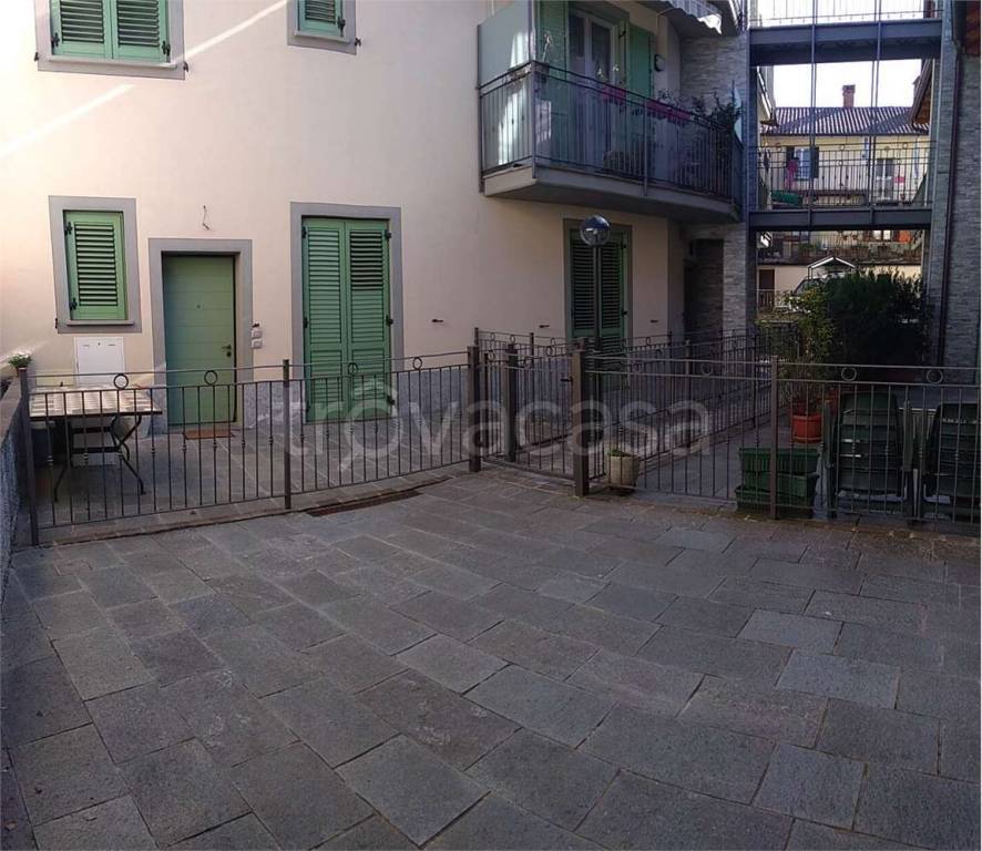 appartamento in affitto a Fino Mornasco