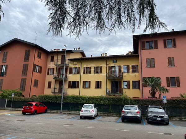 appartamento in affitto a Fino Mornasco