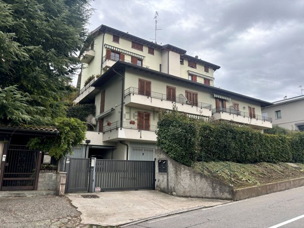 appartamento in affitto a Grandate