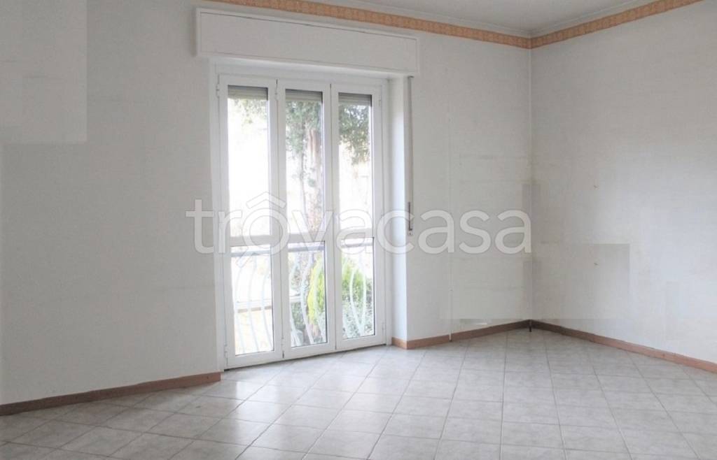 appartamento in affitto a Grandate