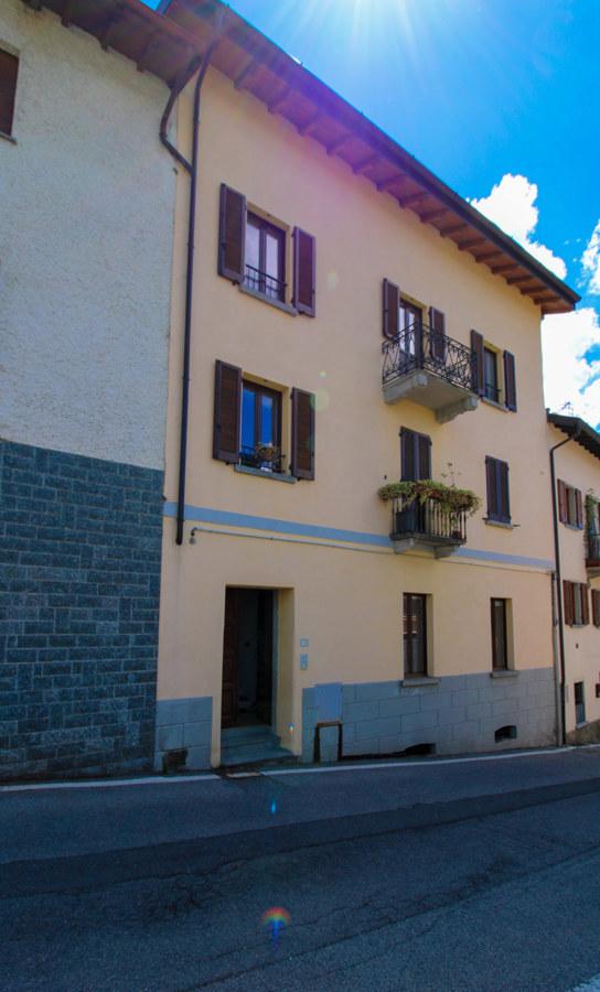 appartamento in affitto a Laino