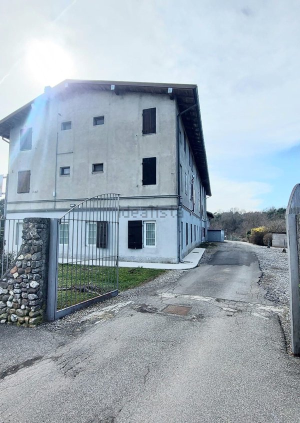 appartamento in affitto a Limido Comasco