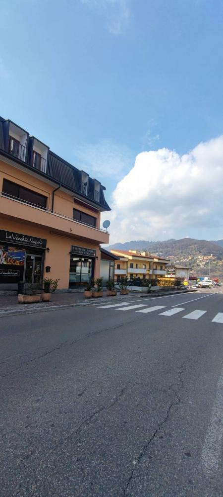 ufficio in affitto a Lipomo