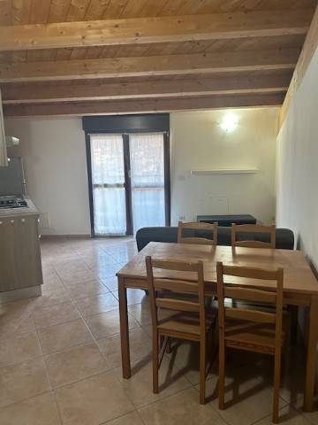 appartamento in affitto a Lipomo