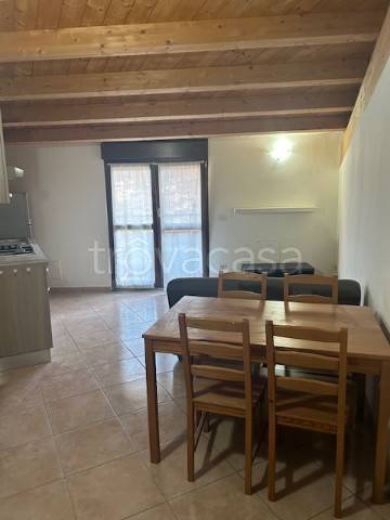 appartamento in affitto a Lipomo