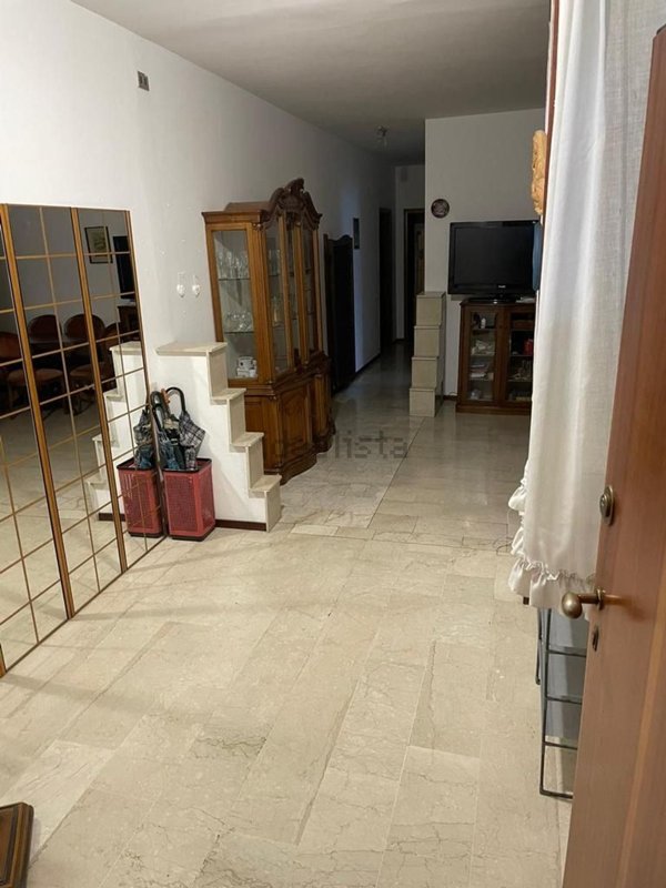 appartamento in affitto a Lipomo