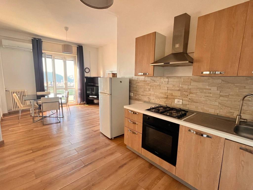 appartamento in affitto a Lipomo