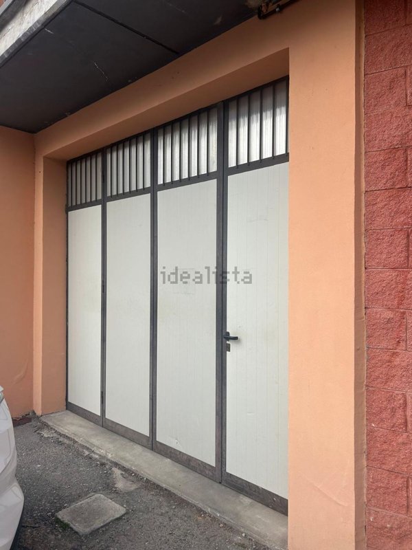 locale di sgombero in affitto a Lipomo