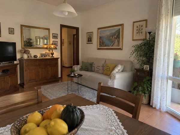 appartamento in affitto a Lipomo