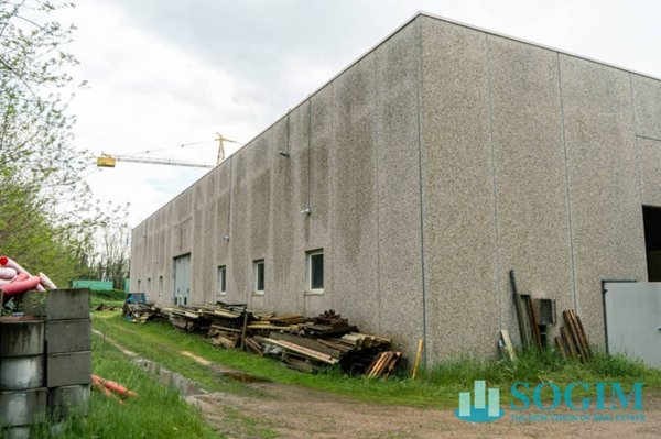 appartamento in affitto a Locate Varesino