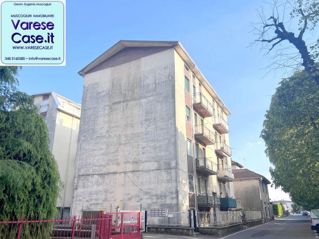 appartamento in affitto a Locate Varesino