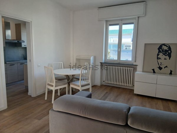 appartamento in affitto a Locate Varesino