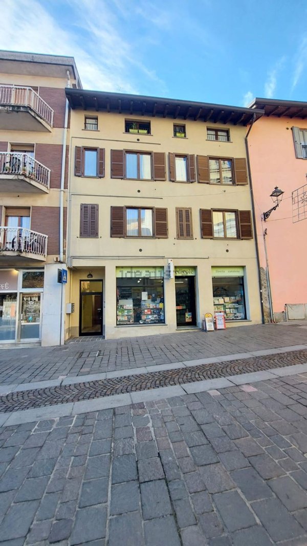 appartamento in affitto a Lomazzo