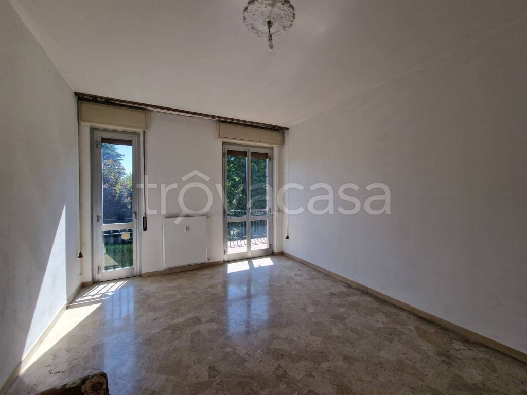 appartamento in affitto a Lomazzo
