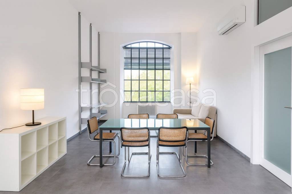 appartamento in affitto a Lomazzo