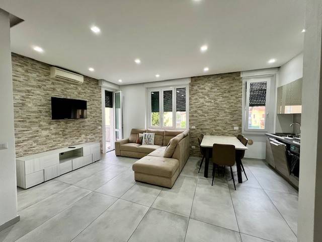 appartamento in affitto a Lomazzo