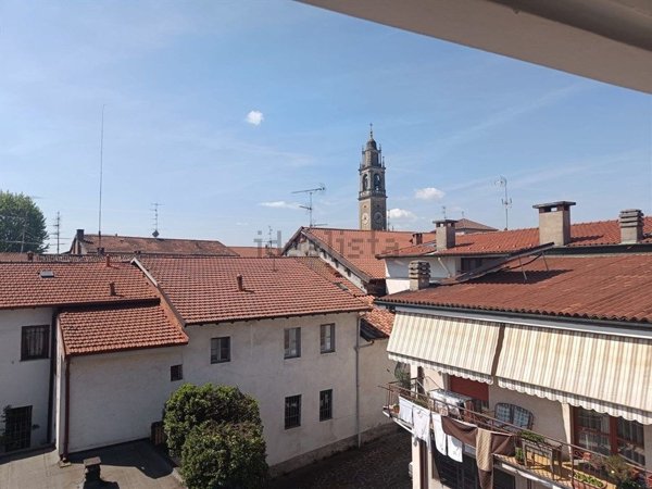 appartamento in affitto a Lomazzo