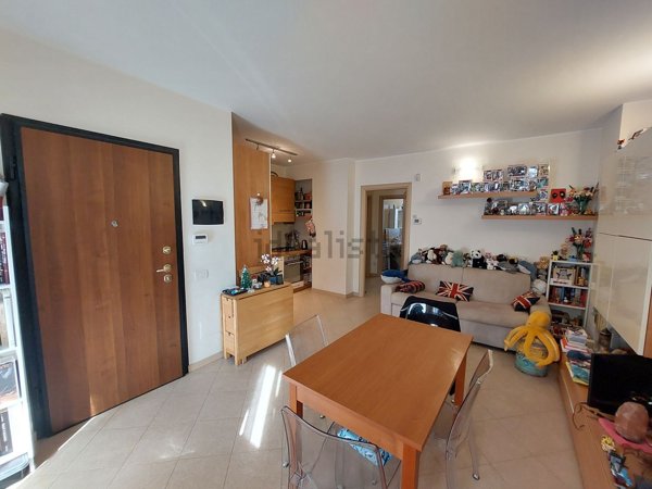 appartamento in affitto a Lomazzo