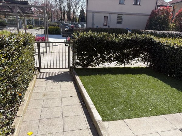 appartamento in affitto a Lomazzo