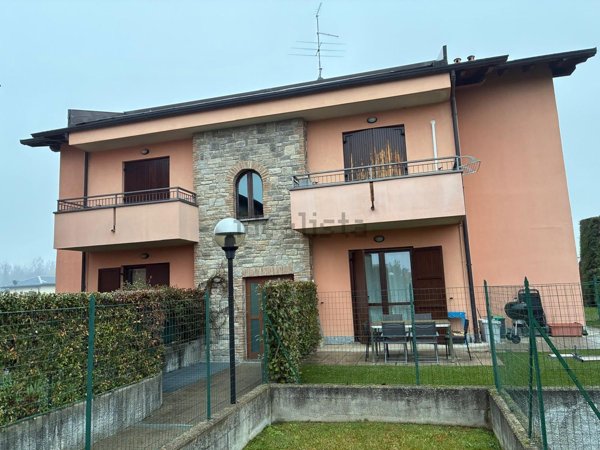 appartamento in affitto a Lomazzo