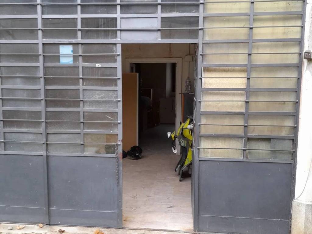negozio in affitto a Lurago Marinone